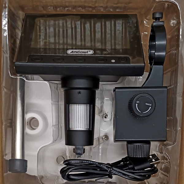 1000X Portable digital Microscope 4.3' lcd screen with Adjustable Hold and Work Base